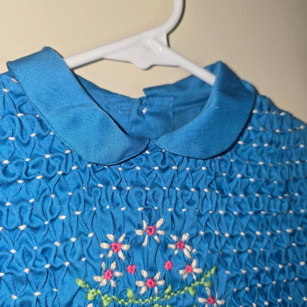 VINTAGE Polly Flinders Hand Smocked Bright Blue Dress Size‎ 5 Style#44077